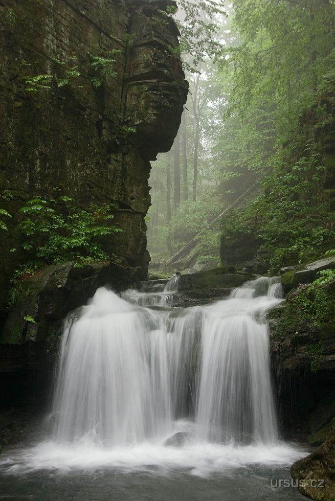 IMGP8810.jpg - vodopád Satiny