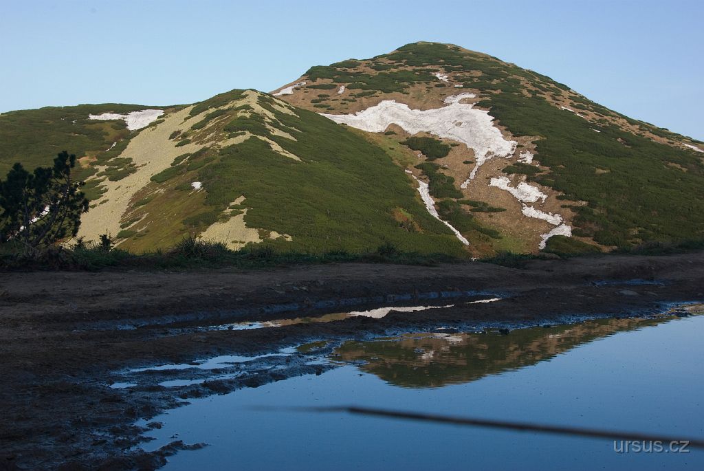 IMGP9236.jpg - Nejvyšší hora Malé Fatry- Velký Kriváň (1709m)