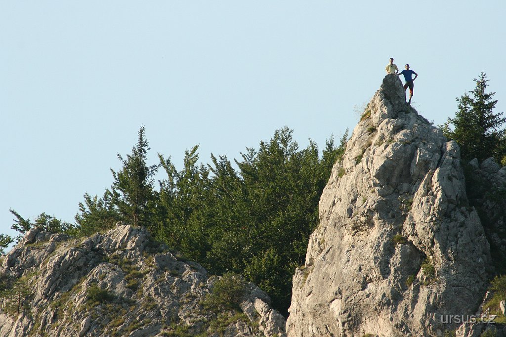 57.JPG - Dva sokolíci a jedna věžička...