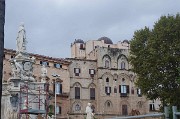 Palazzo dei Normanni aneb Královský palác byl sídlem normanských králů a i dnes slouží jako sídlo sicilského regionálního parlamentu.