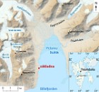 Byl to právě ten den, kdy jsme vyrazili na nejvyšší bod celého našeho pobytu, vrchol Pyramiden, abychom si všechno prohlédli pěkně shora. A že jsme se zapotili!