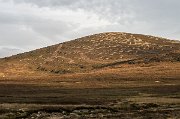 Sousední hora Braid Cairn má na svém kamenném temeni (=ve skotštině cairn) zajímavé geomorfologické útvary, zřejmě efekt gravitace a soliflukce.